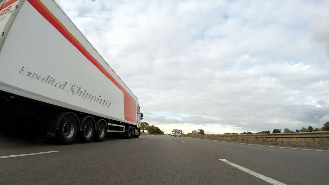 Expedited Shipping – is it worthy for Shopify Merchants to Offer?